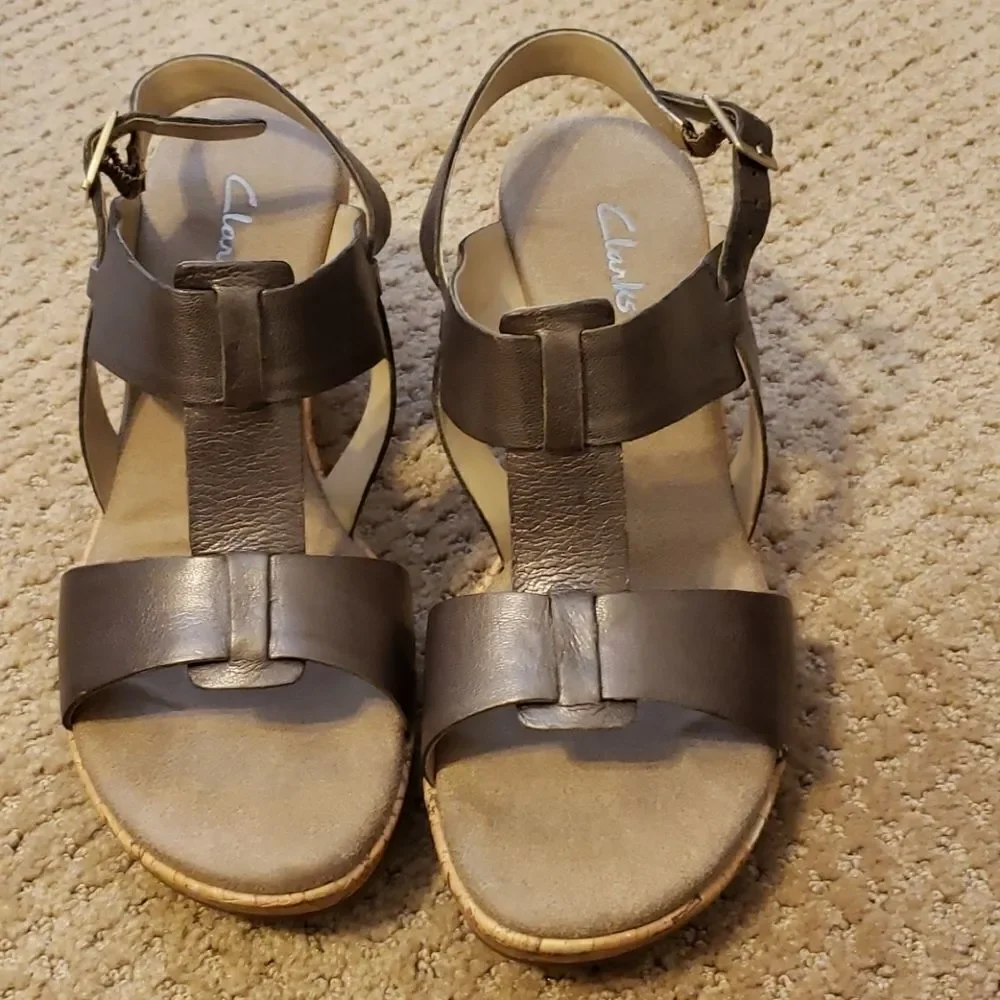 Clark bronze wedges size 10